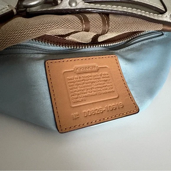 Y2k Coach Carly Signature Silver Leather and Tan Medium Shoulder Bag - Picture 7 of 8